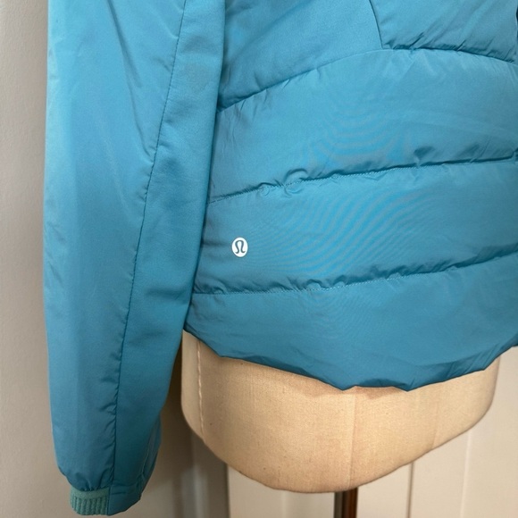 Lululemon Down For It All Jacket Winter Coat Oceanic Size 6 Small - Picture 9 of 14